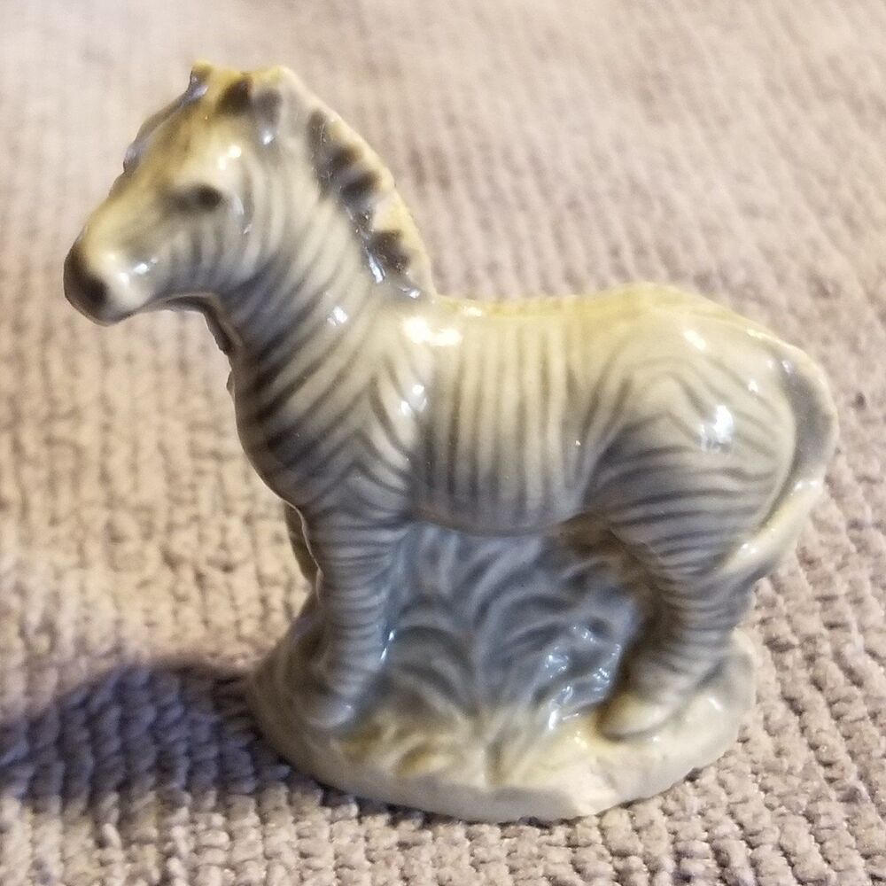 Rare Wade of England Whimsies Zebra